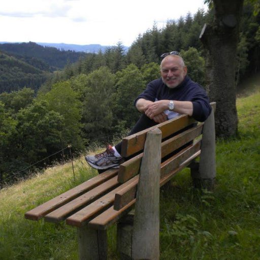 Nur Lebendiges schwimmt gegen den Strom (Karlheinz Deschner)