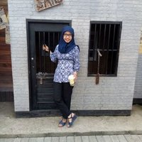 Fani Julia Putri (@inifanfan) 's Twitter Profile