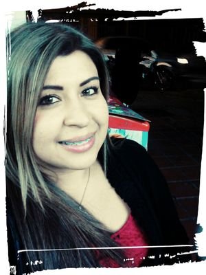 yenymelo22's profile picture. 