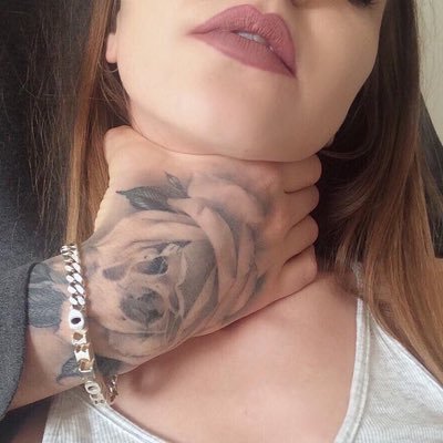 anonstoner_'s profile picture. 4 єνєя ιη му ❤️ ᴍy ᴅᴀᴅᴅy & ᴊᴏʀᴅᴀɴ ᴛyʟᴇʀ // blessed 😌// momma to be🤰🏼💚