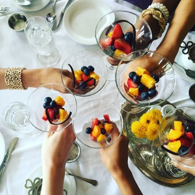 SpadesSpatulas's profile picture. Official twitter for the lifestyle blog Spades and Spatulas