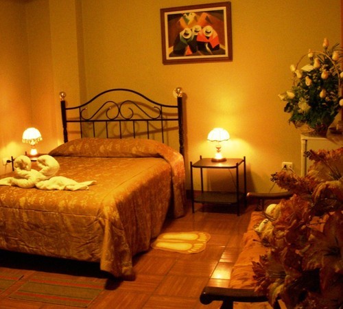 Reservaciones a: reservas@princesshostal.com   FONO: 0051-52-246004   Av. Gregorio Albarracín Nº 205 (A espaldas del Mercado Central)