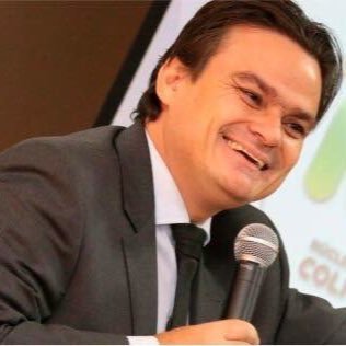 Pastor Adventista, atualmente servindo a Igreja como Líder do Ministério de Publicações da União Nordeste Brasileira. #ColportagemAoExtremo