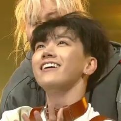 CHITTAPHONICT's profile picture. hahahhaha jui thaï hahaha travelo hahahah bref next