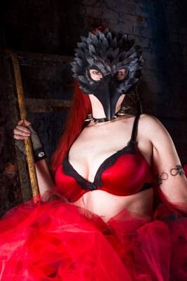 Model, rope artist, performer, Domme, creator of emotional support dragons, Mead wench, sex worker, human supporter, Jill of all trades master of nothing. 18+