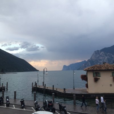 DanielHarbourne's profile picture. Bio