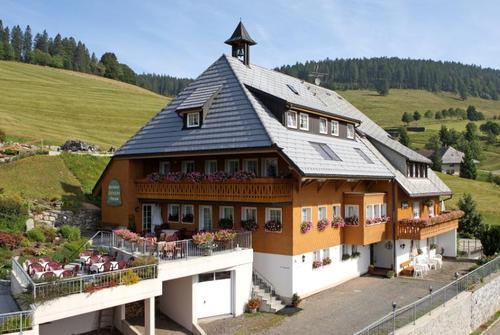 Schwarzwald Pension Glöcklehof in Todtnauberg Zimmer und Ferienwohnungen im Südschwarzwald unterhalb des Feldberg.