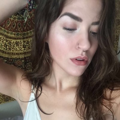 jenatals's profile picture. 