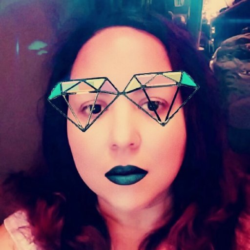 crip queer poet-curandera boricua chicanx​ 
Hire me @NoemiWriter
she/they femme person