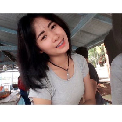My name is ดาว I am 16 years old. FB : หลบหน่อย จะสอนมะม่วง IG : cch._d