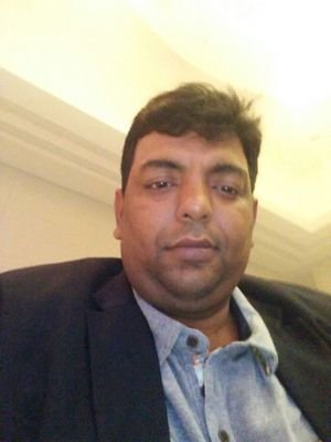 Deepakdwdi's profile picture. Banker