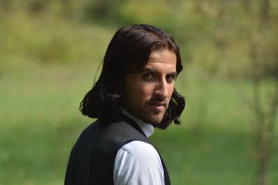 UlfatRahman's profile picture. ‏حقوق دان