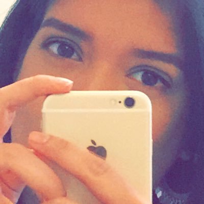 lalachic_uk's profile picture. 