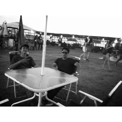 Arturo_Ugaz's profile picture. Be happy
