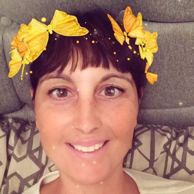 Jesslewis15's profile picture. 