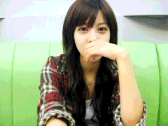 youDzi's profile picture. 野孩子。两颗虎牙。美丽心情。我要是长在树上该多好。