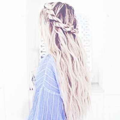 EccentricHare's profile picture. 