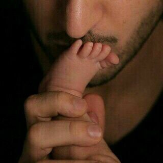 ••اعيش ف كنفه آميره أبي لهُ مقامان: حبيبي ثُمّ حبيبي.••