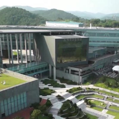 Internato Empire Institute, tradição desde 1930. Plot: https://t.co/rLPmNh3pCk Fichas na DM ou na Ask do tumblr. Empire Gossip: @gossipempir