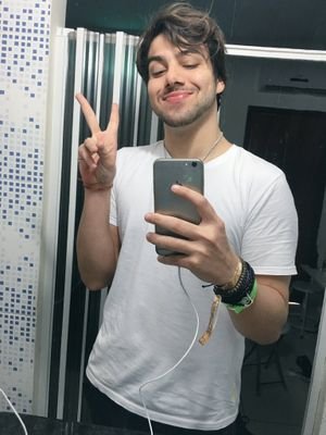 sou b3ar e amo o t3ddy e o luan ❤ O Lucas olioti é lindo ❤