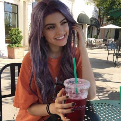 kelseyaprpg's profile picture. 💉