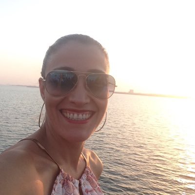 karinyfigueroa's profile picture. 