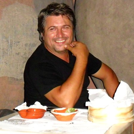 Excluido's profile picture. a respirar!!