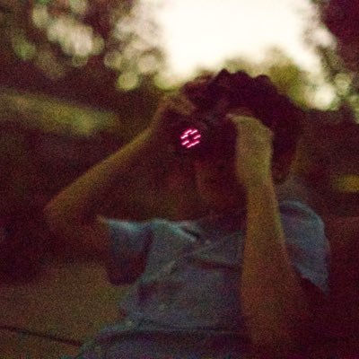 EzraLizama's profile picture. 😕