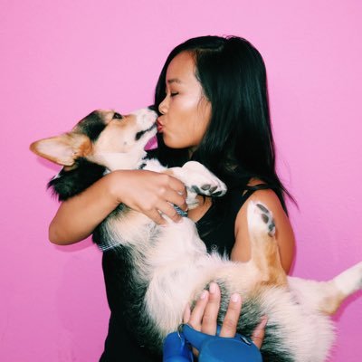 let’s get vulnerable ❤️public health social worker ☀️ Dog mom and content creator for @PAVGOD 🌙 CEO of “can I bring my dogs?”
