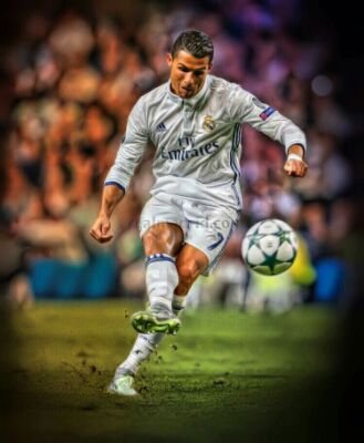 Biggest fan of CR7 and plays like CR7