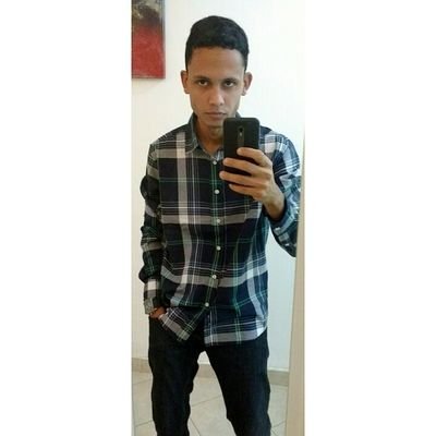 quem se define se limita!