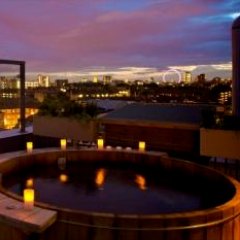 London wakes up in Bermondsey. The Bermondsey Square Hotel is located in the heart of ever evolving Bermondsey,