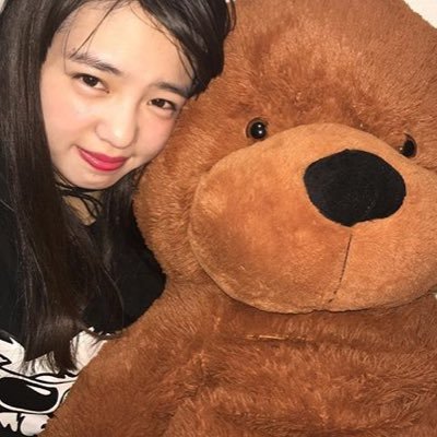 真悠ちゃんの最新情報をツイートします👌🏻横田真悠ちゃんが好きな人フォローよろしくお願いします💗フォロバ100👍🏻