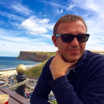 ajsimister's profile picture. Vizsla owning, above the knee Amputee.