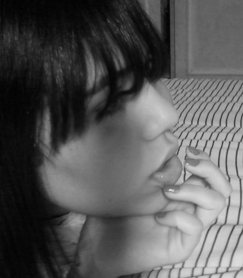 NANAPAIXAO's profile picture. boneca de pano recheada com bolinhas de isopor e enganos, em um processo constante de evolução!