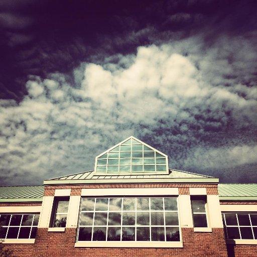Located at the College of Staten Island (CSI), the Center for the Arts (CFA) is one of the leading, state-of-the-art, performing arts centers in Staten Island.