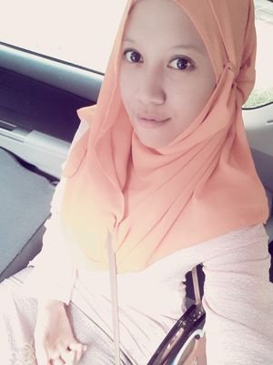hanisyah42's profile picture. nobody perfect