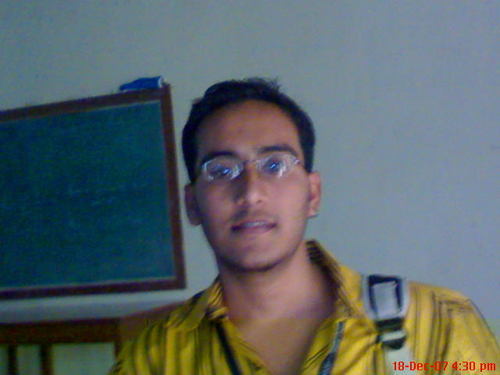 sexysmartsahil's profile picture. Describe my frnd