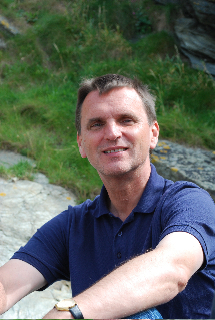 Chartered Accountant and experienced Finance Director for charity/membership bodies. #Readingfc STH, environmentalist, favourite places are Shetland and Wales!