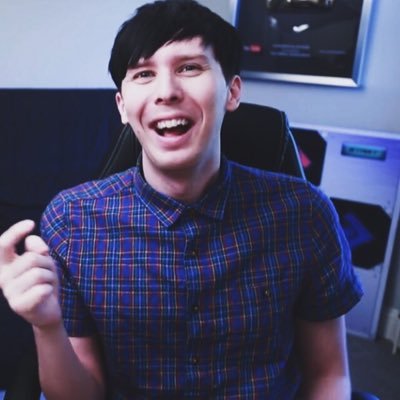 deadrosepml's profile picture. alberta the shrimp is more relevant than me.