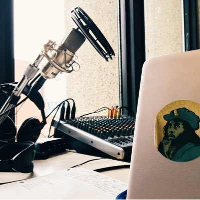 Acadia University's Axe Radio - For the Students & Community, by the Students & Community ! LISTEN LIVE: https://t.co/D1HGtO3tWn !