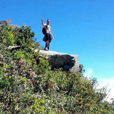 csnevett's profile picture. 🥸