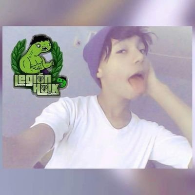 Hola soy niu :'v
Seguidor a morir del LH :v/