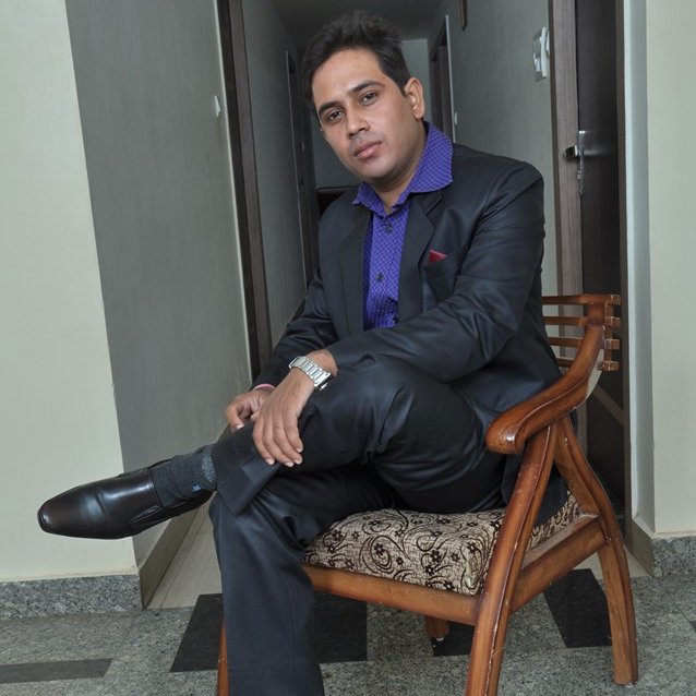 vanchhit04's profile picture. 