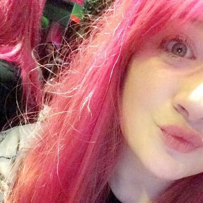 follow me and i will follow back snap chat jessiee_164 add me