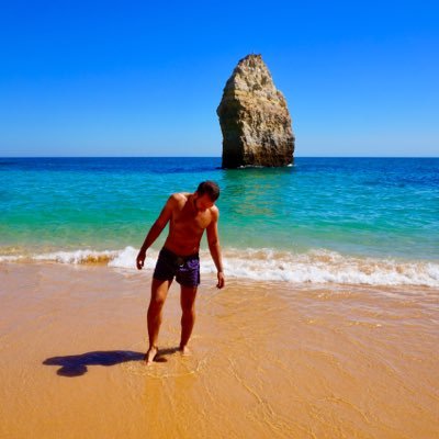 anthonykaras's profile picture. Engineering Manager, big foodie and avid traveler 🏝. Greek🇬🇷 Canadian🇨🇦 living in #Manchester.