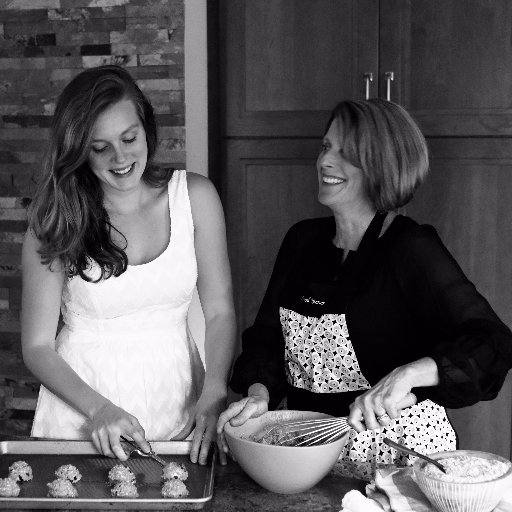 superfoodrunner's profile picture. Mom/Daughter Team | Beth & Lexi | Cooking | Healthy Eating | Food Photography