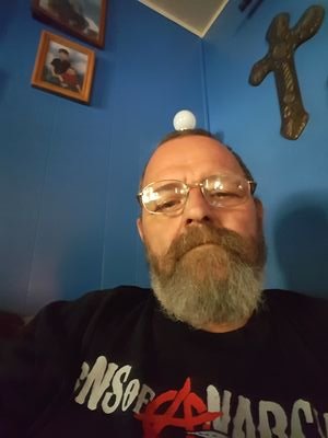 Guitar player, Carpenter, Life,Love,Peace