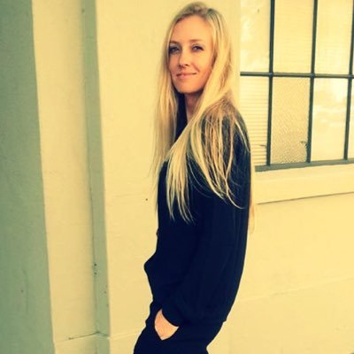 PoynterTravels's profile picture. she/her