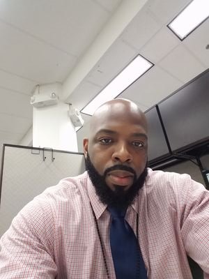 Robgee52's profile picture. 